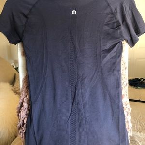 Lululemon shirt